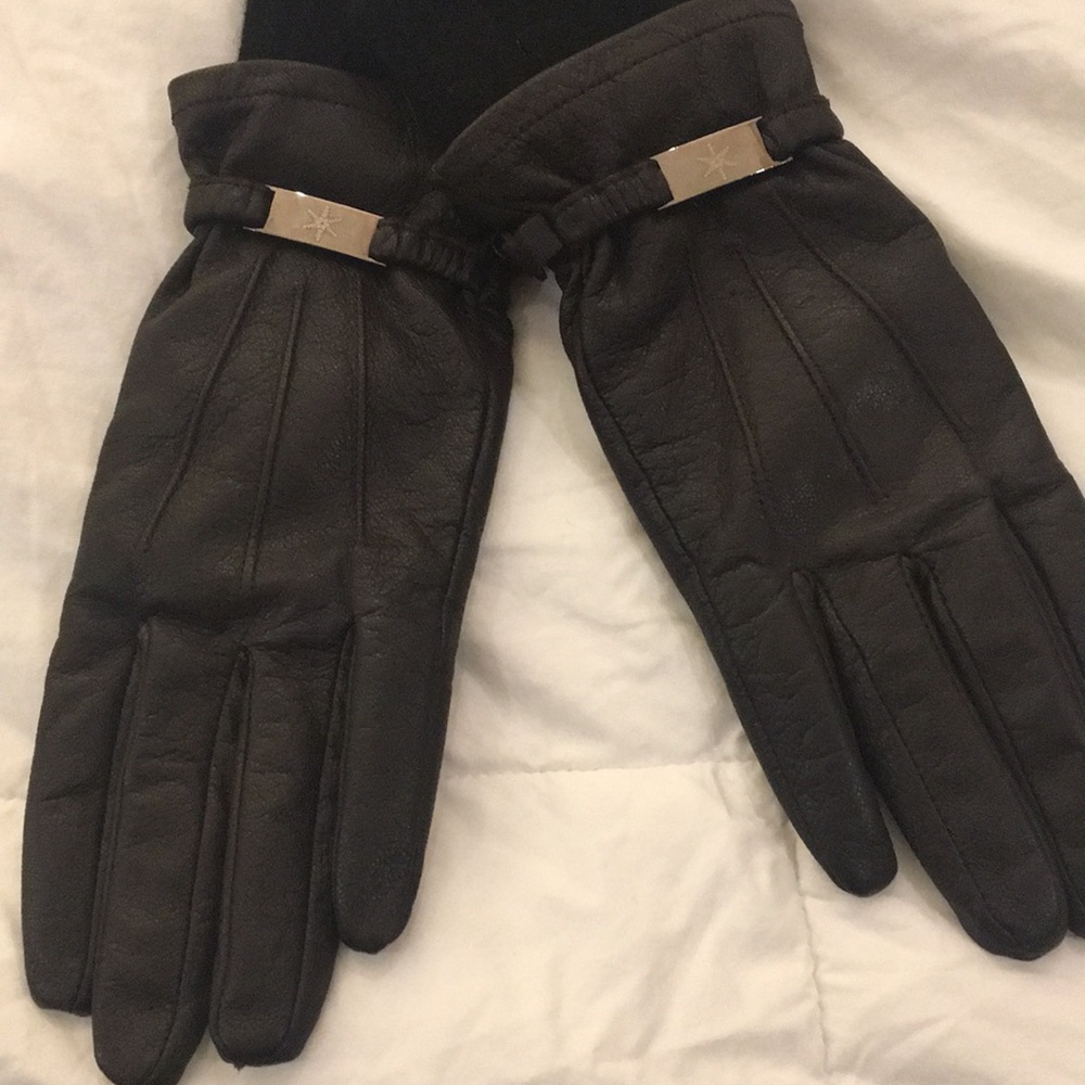 Axessimo brown faux leather gloves